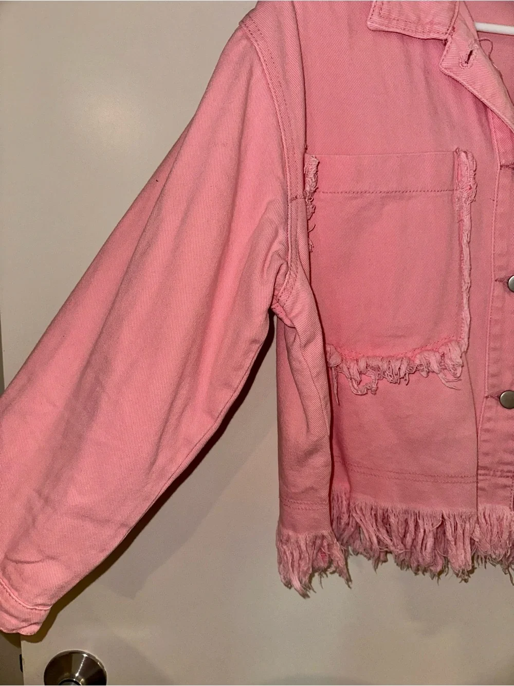 Pink Frayed-Hem Denim Jacket - Picture 2 of 7